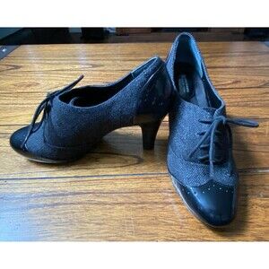 Women's Black Pumps Shoes Size 9 Patent Leather & Wool Giani Bernini - Vickii